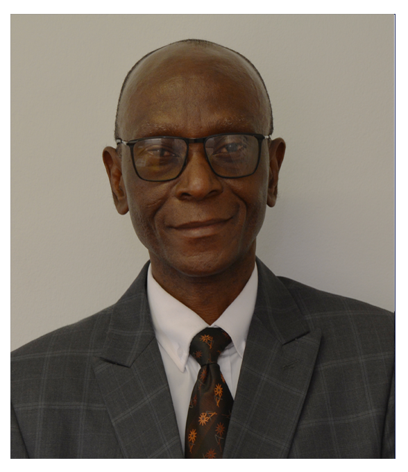 Dr David Uchezuba